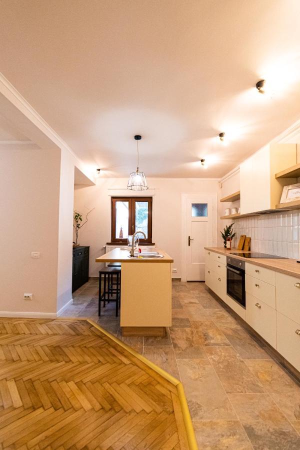 Castel'Or Residence Brasov Exterior photo